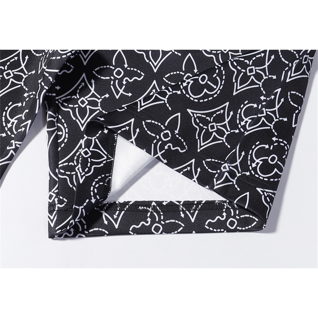 Lv Quần Short Màu Đen In Họa Tiết Cổ Điển Phong Cách Thời Trang Unisex