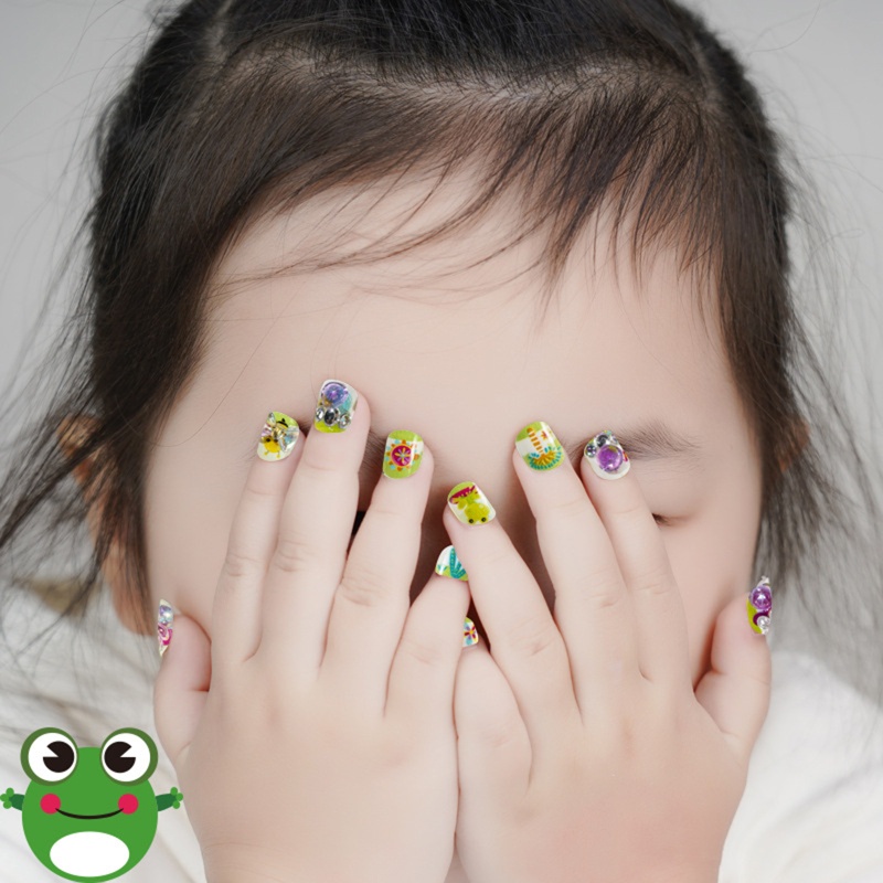 Bộ 12 Móng Tay Giả Bằng Acrylic Dễ Thương Cho Bé