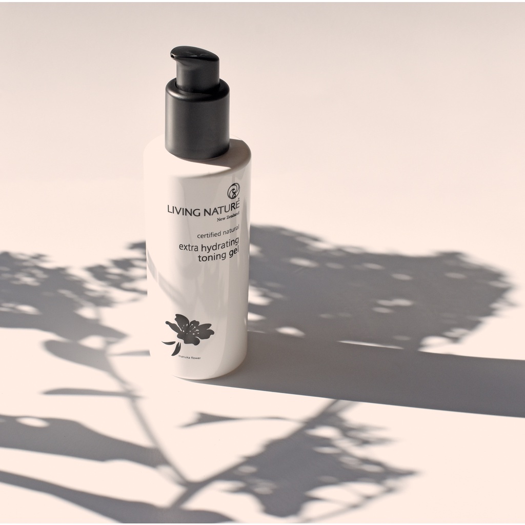 [Hỏa tốc] Gel siêu dưỡng ẩm Extra Hydrating Toning Gel Living Nature 120ml