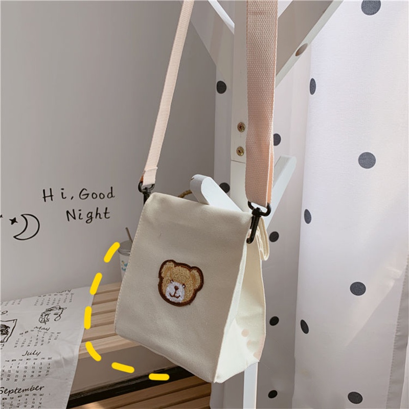 Túi canvas đeo chéo họa tiết gấu nhỏ dễ thương cho nữ