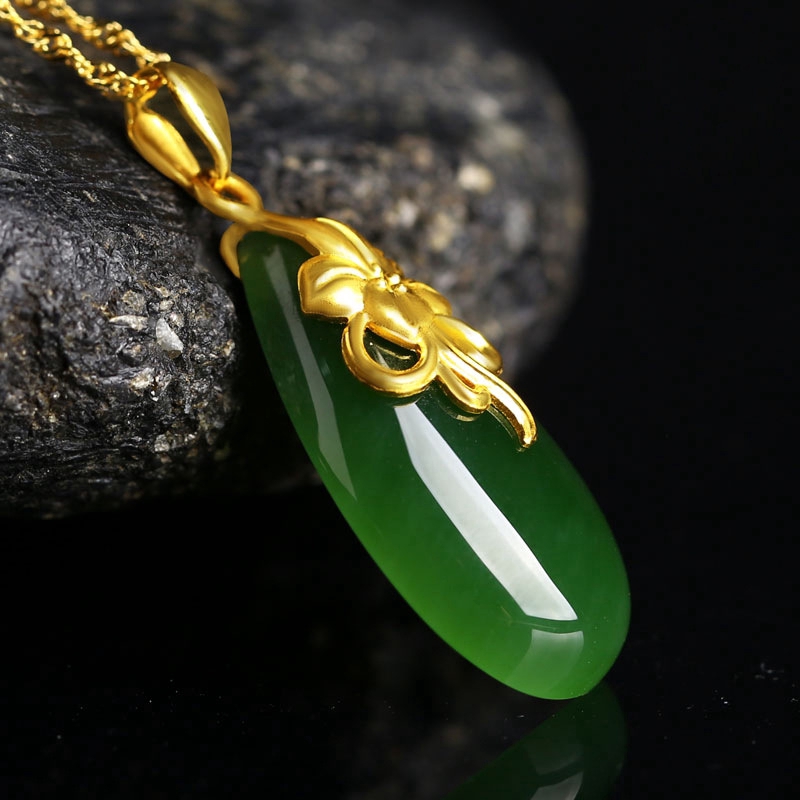 Female Gold Pendant Necklace Chalcedony