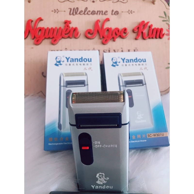 Máy Cạo Râu Sạc Pin Cầm Tay SCW 301U