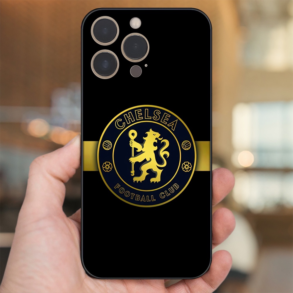 Ốp lưng iPhone 13 Pro dẻo đen cạnh vuông in hình Chelsea FC