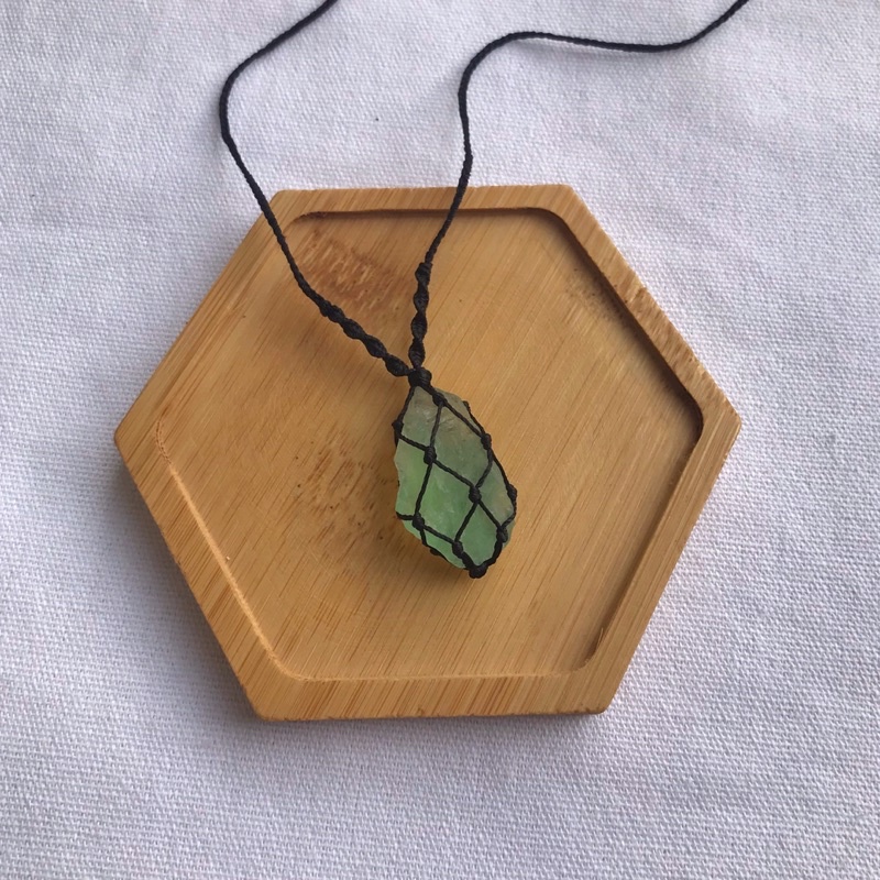 Dây chuyền Green Fluorite đan macrame dây rút điều chỉnh dài ngắn