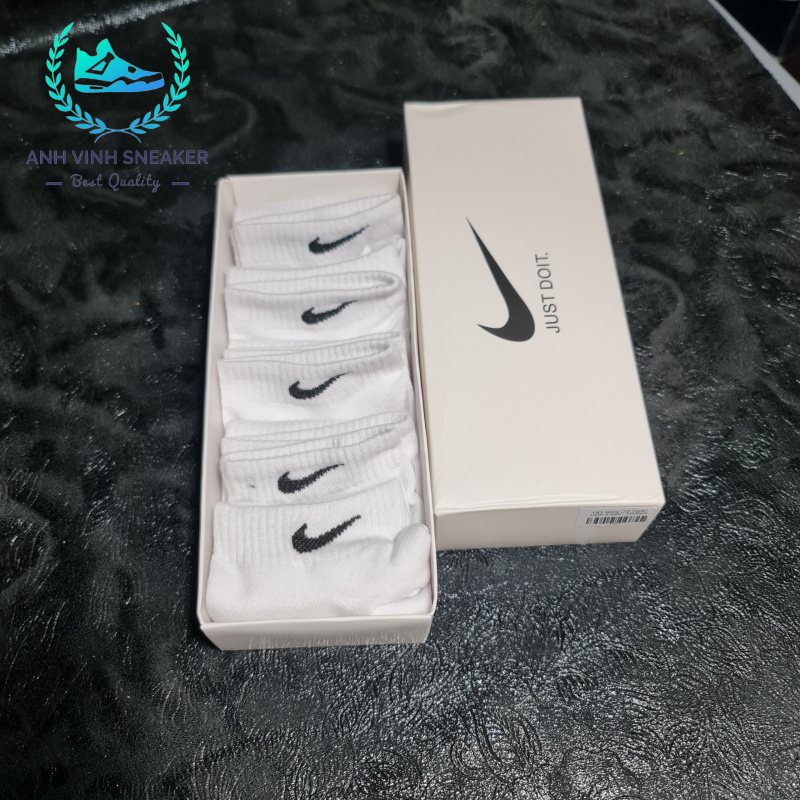 Tất nike cổ ngắn nam nữ đen trắng vớ thể thao cổ thấp hộp 5 đôi cao cấp