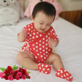 Set (áo+vớ) yukata chấm bi đỏ cho bé từ 4-12kg