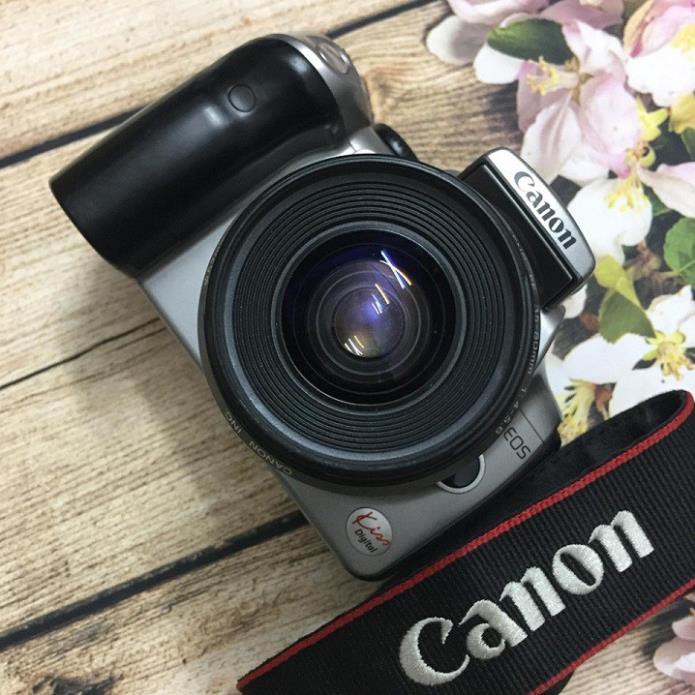 Máy ảnh Canon 300D ống kính tặng kèm