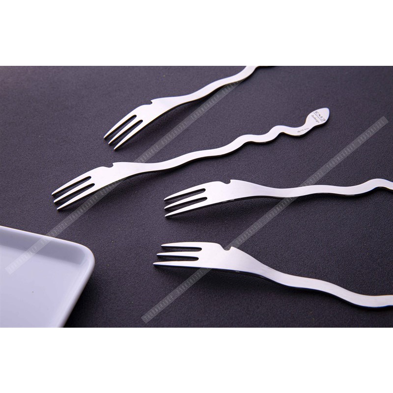 Nĩa Inox 3 Thanh EME 15.5cm - Inox 18/10