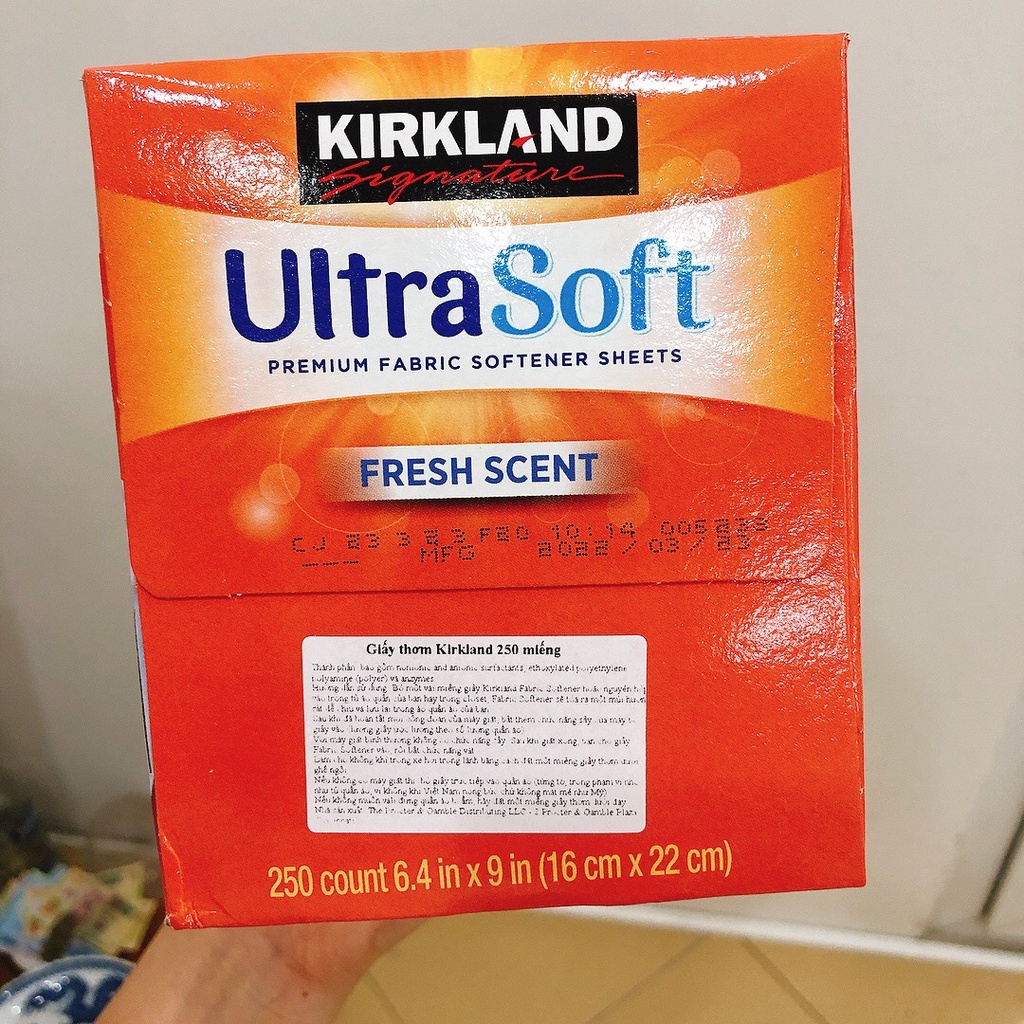 Giấy thơm Kirkland 250 miếng - Mỹ - có tách lẻ 50 tờ