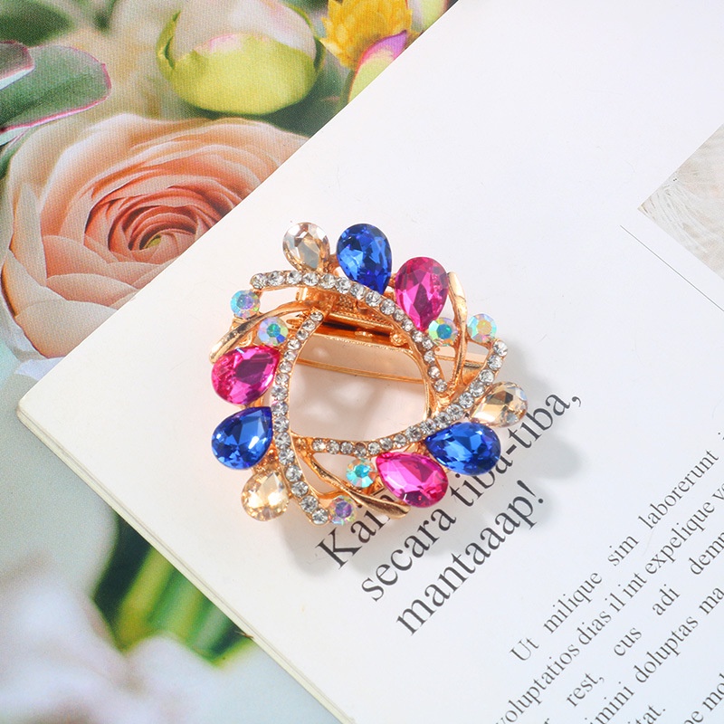 Trâm cài áo hình hoa đính đá nhiều màu xinh xắn thời trang