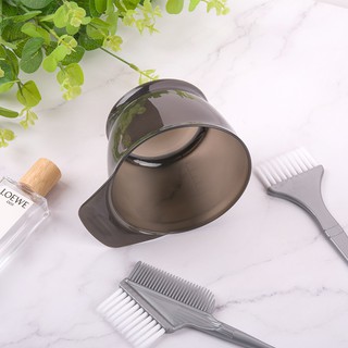 Bát nhuộm tóc