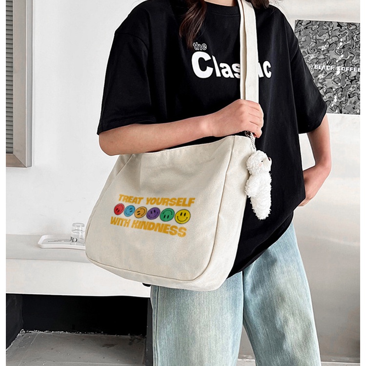 Túi Tote Đeo Chéo Vải Canvas Kích Thước Lớn BST Chữ Có Khóa Kéo Miệng Túi Phong Cách Ulzzang Hàn Quốc