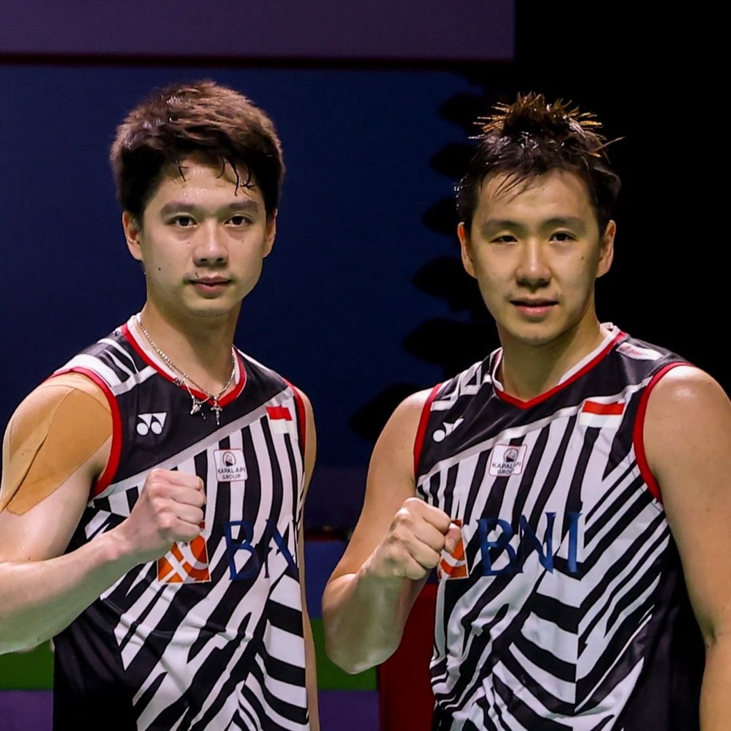 Áo Cầu Lông Yonex Kevin Sukamuljo &amp; Gideon Mùa Giải 2022 Sử Dụng Trong Tập Luyện Và Thi Đấu Cầu Lông A190