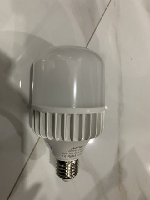 Đèn led bulb 20w mpe ánh sáng vàng LB-20V