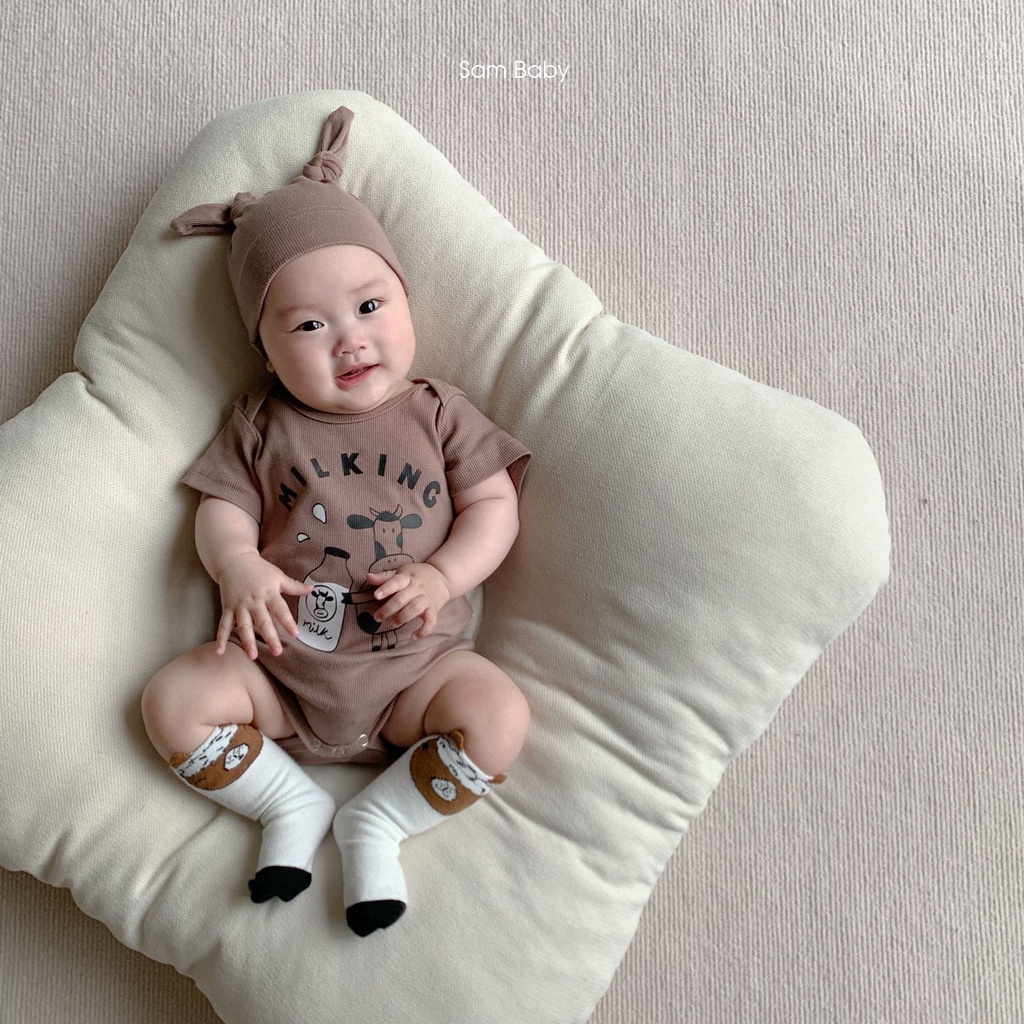 Tặng kèm mũ - bộ liền thân mùa hè cộc tay cho bé trai bé gái 4-13kg - Sam Baby