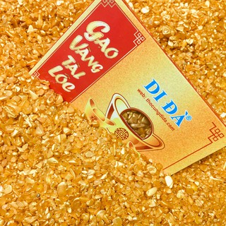 Gạo Vàng Thần Tài thả vào nước bột ngũ vị giúp tụ khí, bao sái nạp tài hàng năm cho thần tượng và đồ thờ cúng.