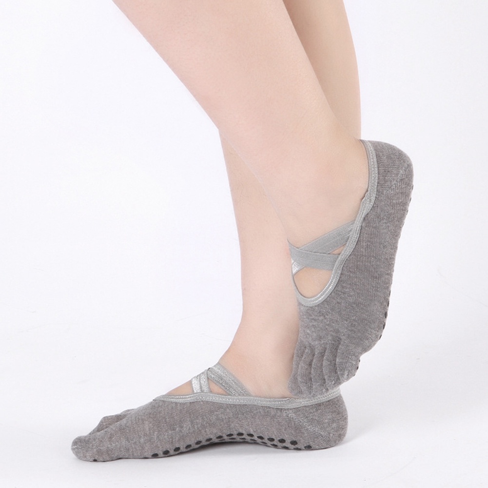Cặp vớ xỏ ngón thiết kế có các hạt chống trượt dưới đáy dành cho người tập yoga / ba lê