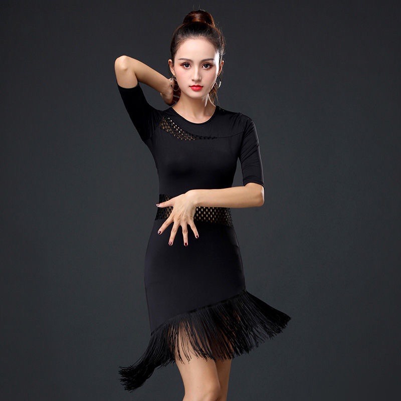 Đầm khiêu vũ hàng có sẵn