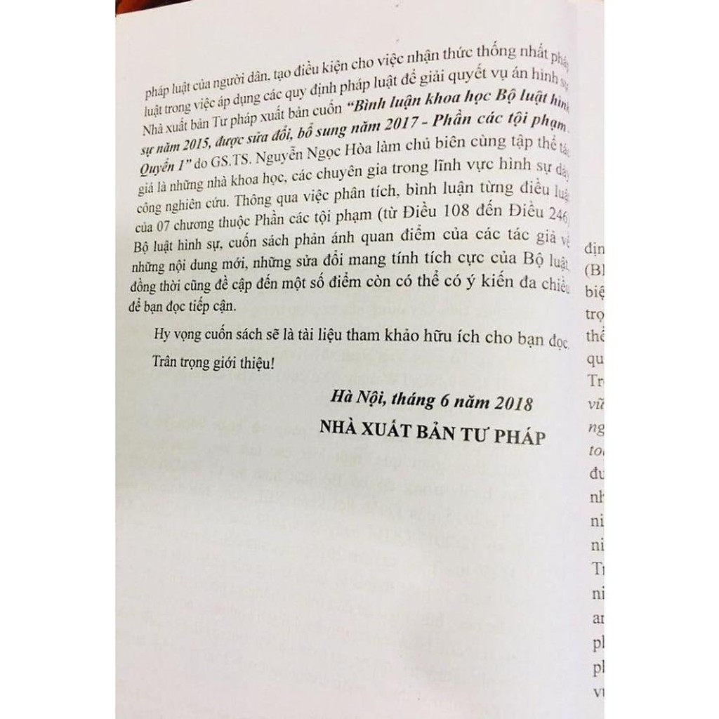 Sách - Bình luận khoa học Bộ luật hình sự năm 2015 được sửa đổi, bổ sung năm 2017 (Phần các tội phạm) - Quyển 1 | BigBuy360 - bigbuy360.vn