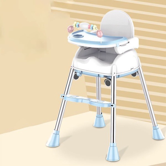 Ghế ngồi ăn dặm có bánh xe, đệm và đồ chơi Cody baby
