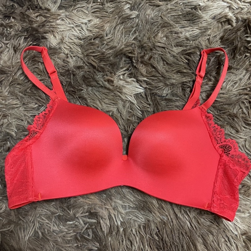 Áo lót nâng ngực chất đúc còn thừa mầu và size shop thanh lý xả lỗ | BigBuy360 - bigbuy360.vn