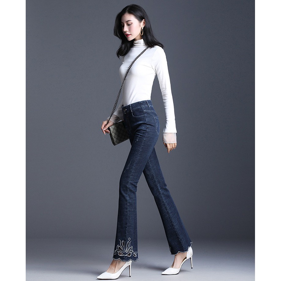 QUẦN JEAN ỐNG LOE THÊU GẤU CAO CẤP