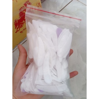 Combo 50 muỗng múc kem face [màu trắng]