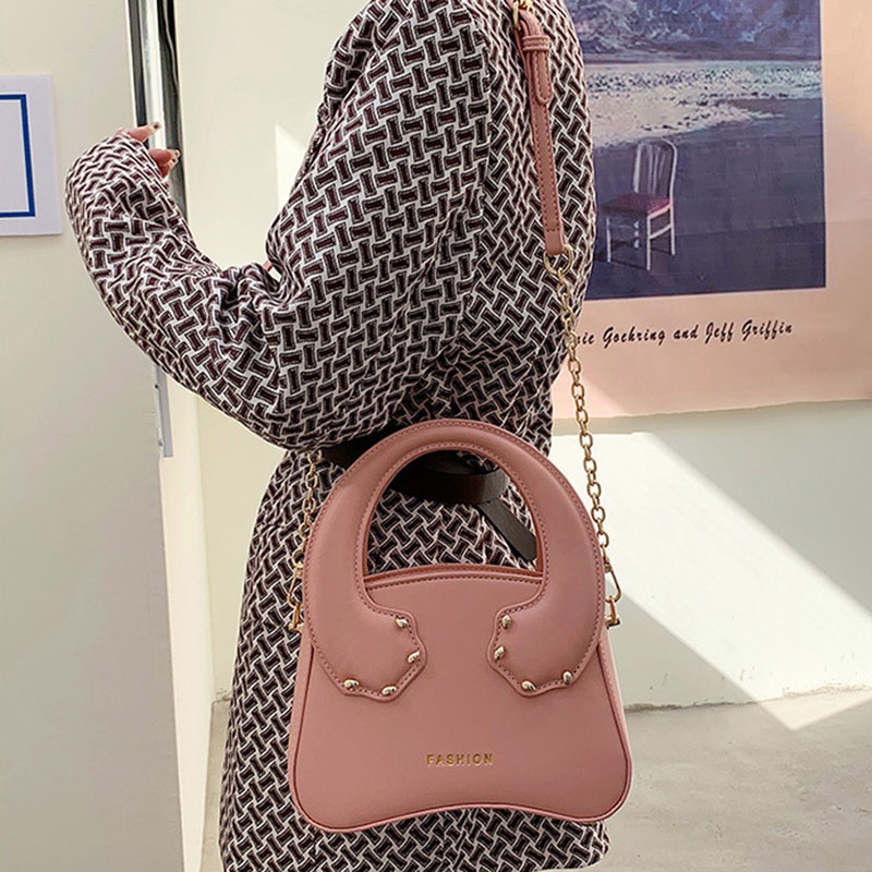 Túi đeo chéo IELGY hình vuông họa tiết móng hổ phối dây xích thời trang cho nữ