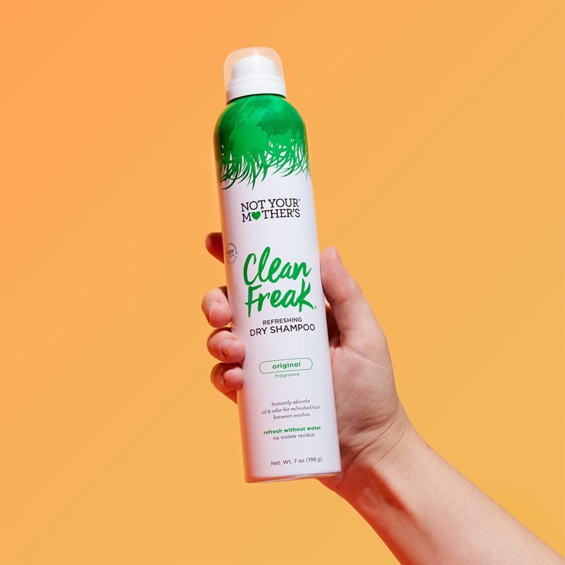 DẦU GỘI KHÔ NOT YOUR MOTHER’S CLEAN FREAK REFESHING DRY SHAMPOO 198G