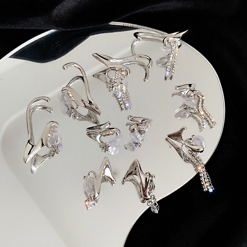 Khuyên Tai Tua Rua Đính Đá Zircon Đơn Giản Thời Trang