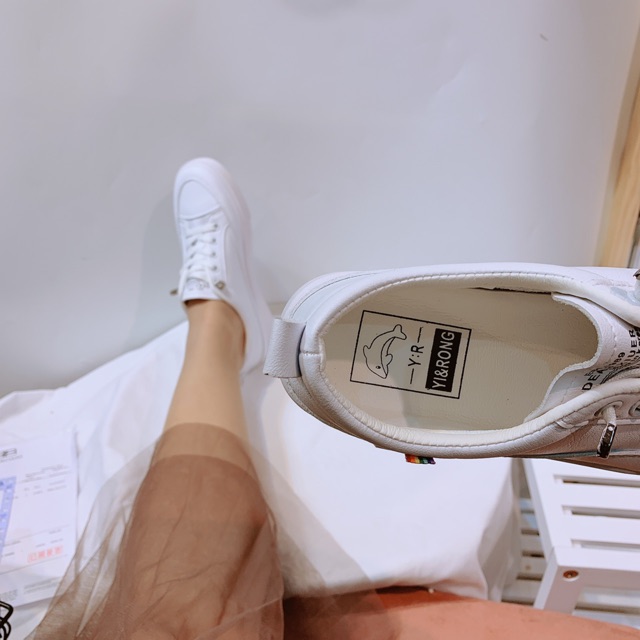 Giay thể thao dây rút phối màu