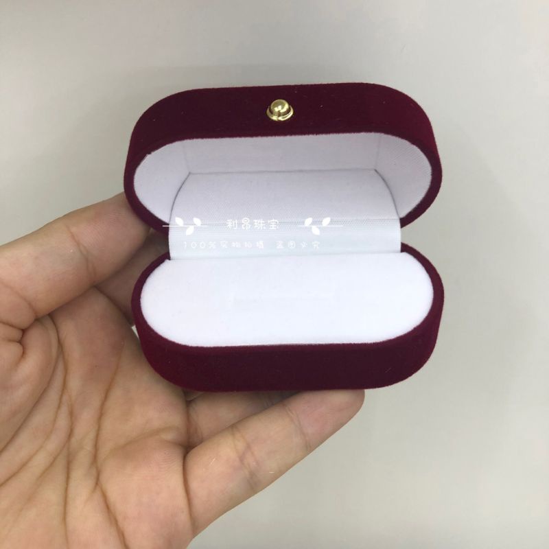 Hộp Đựng Trang Sức Hình Oval Màu Đỏ Dành Cho Tiệc Cưới / Ngày Lễ Tình Nhân