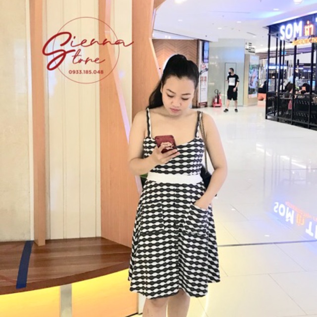 78 link live Đầm trắng xoè thiết kế