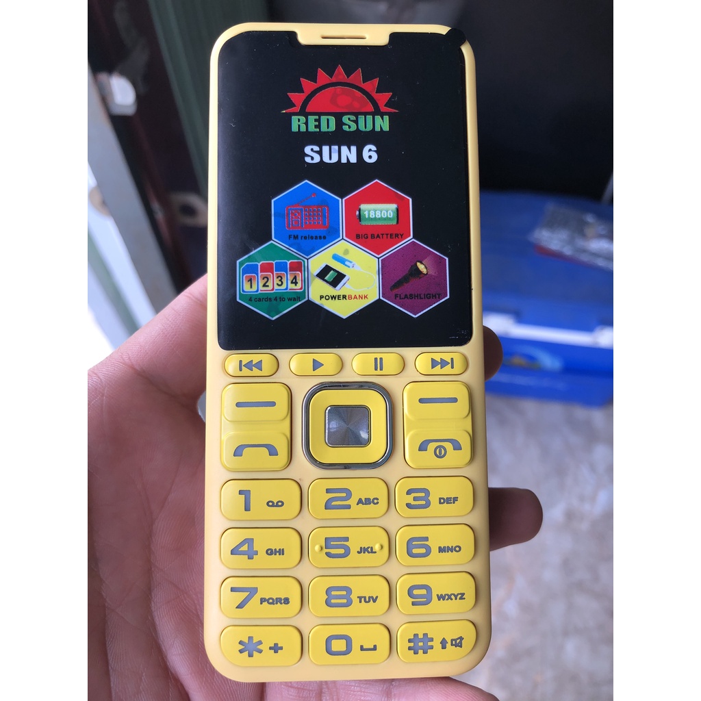Điện thoại Red Sun 6 , 4 sim , thay đổi giọng nói , pin trâu , mới nguyên seal - Bảo hành 12 tháng