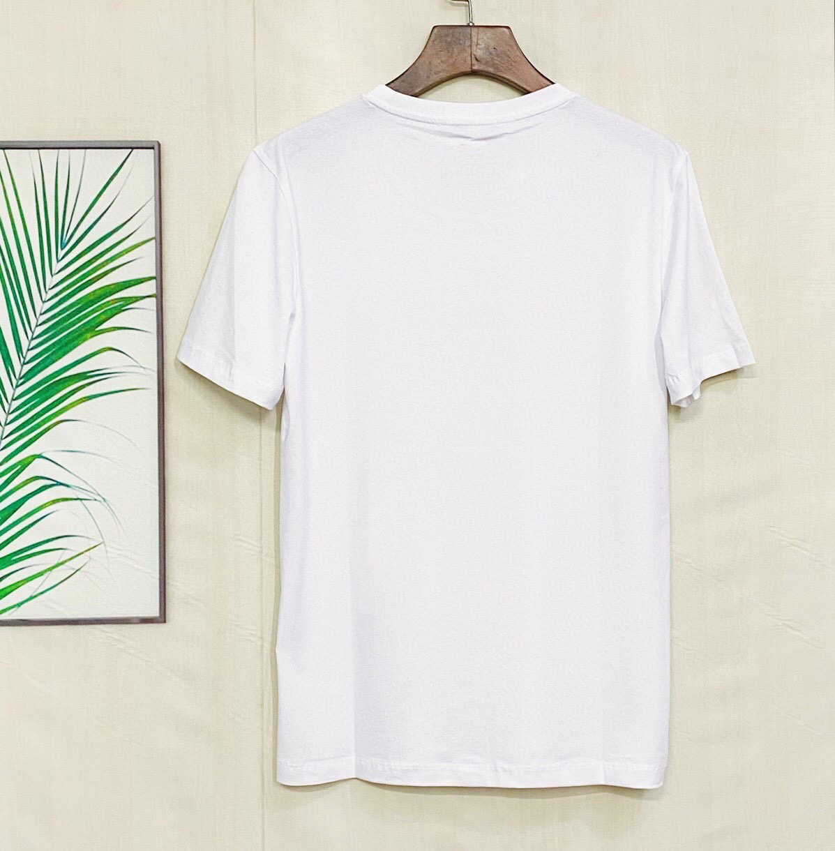 m0ncler Summer 2020 male short sleeve T medaka round neck printed logo in white lettering casual personality
