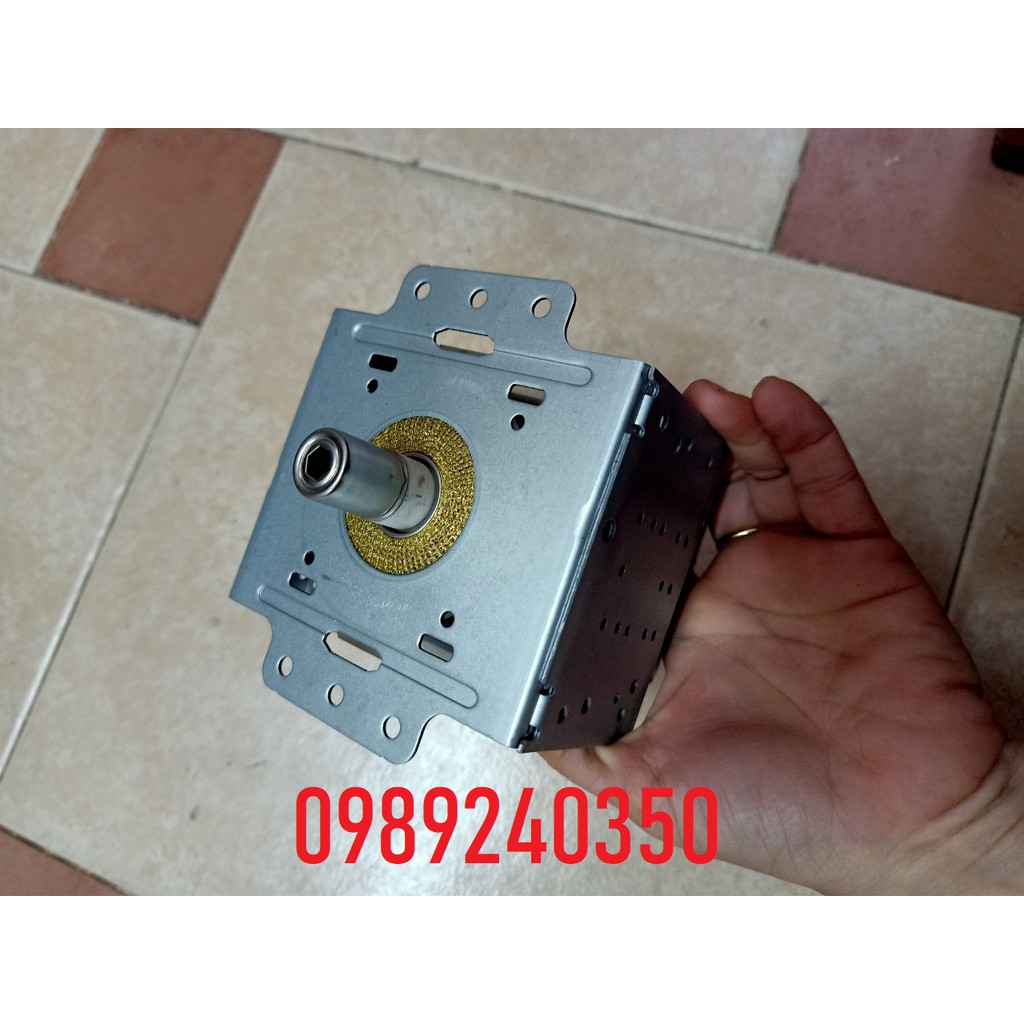 Đèn phát sóng lò vi sóng chân liền khác hướng