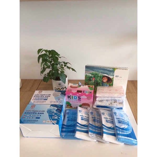 Khẩu trang 4 lớp Khuyến Anh