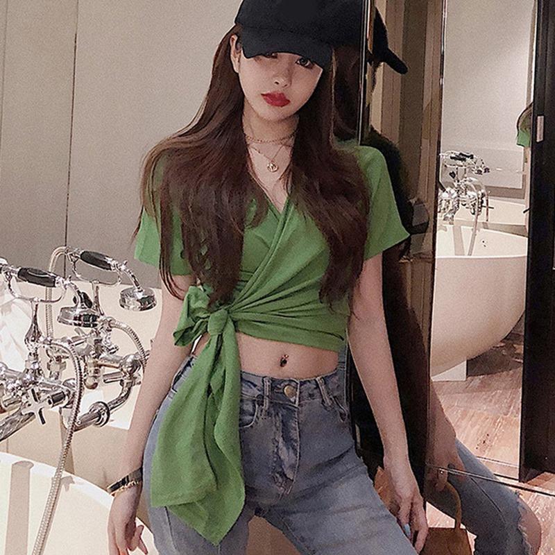 Áo croptop ngắn tay cổ V hở lưng quyến rũ phong cách Hàn Quốc