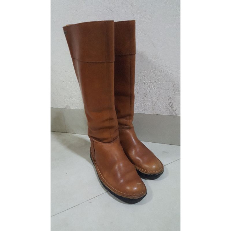 Boot secondhand, da thật ạ!