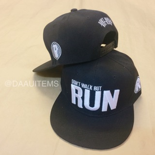 Mũ Snapback Running man