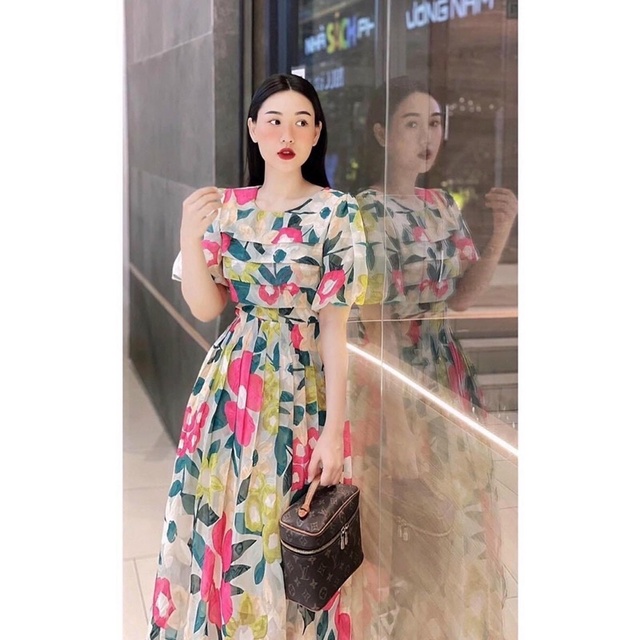 đầm midi hoa tay phồng