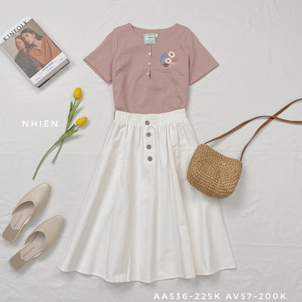 Áo linen nữ NHIENVINTAGE thêu hoa AA536