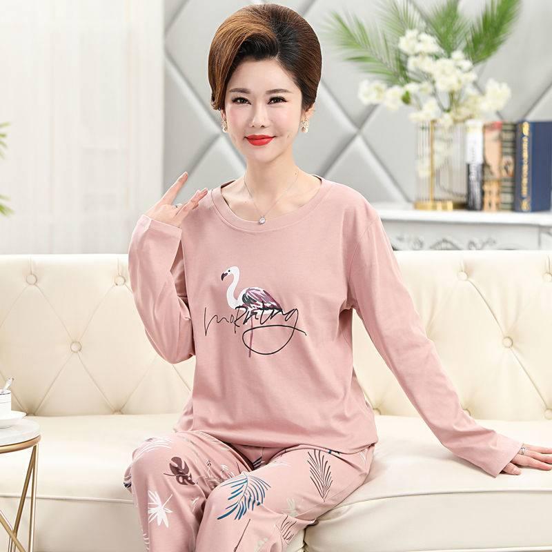 Bộ đồ ngủ tay dài cỡ lớn dành cho phụ nữ trung niên