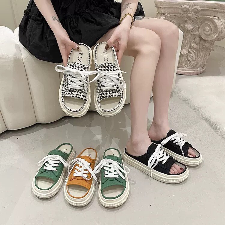 Giày sục thể thao mũi hở vải mềm , êm 104