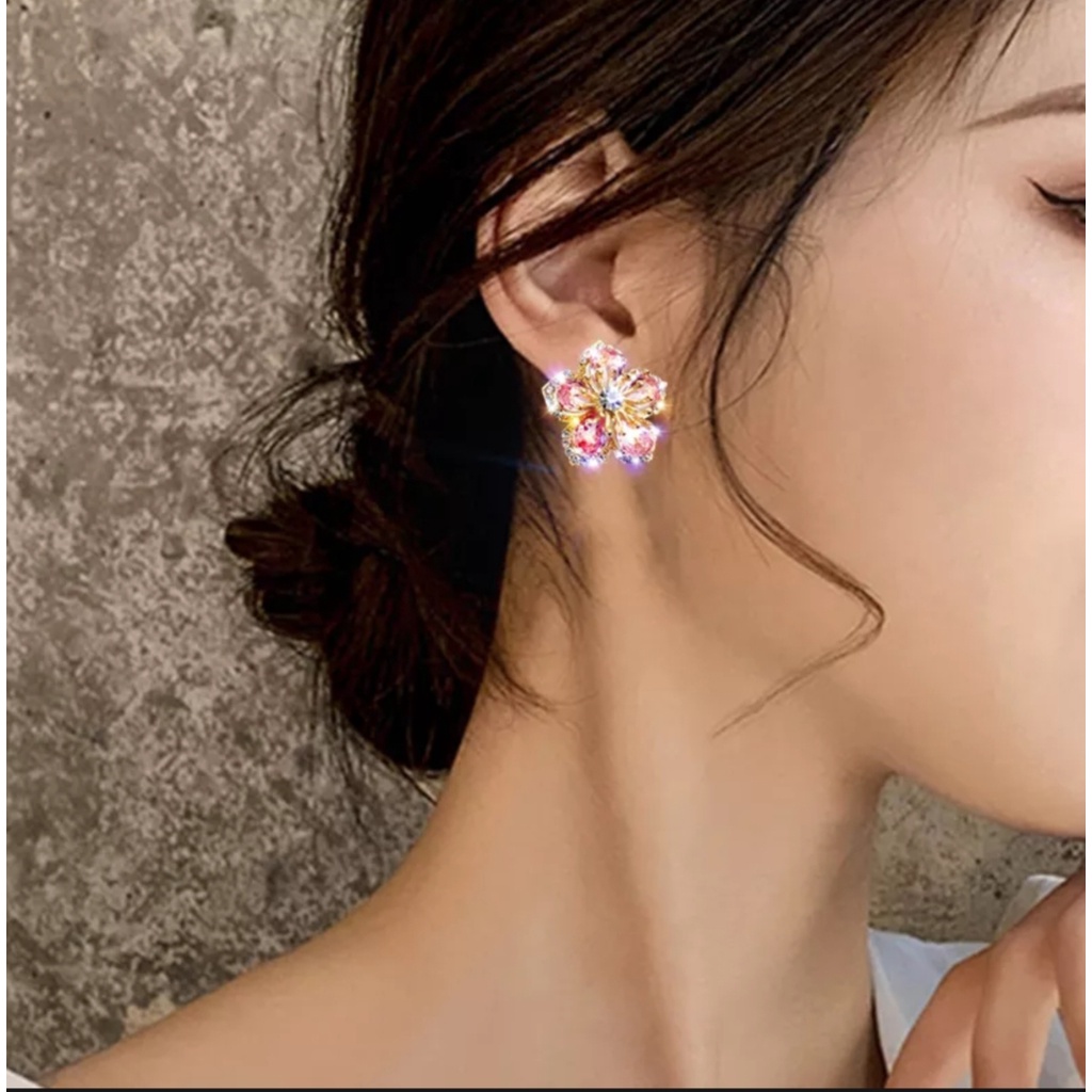 Bông tai cao cấp S925.Bông tai thiêt kế hoa 5 cánh đính đá sắc màu.