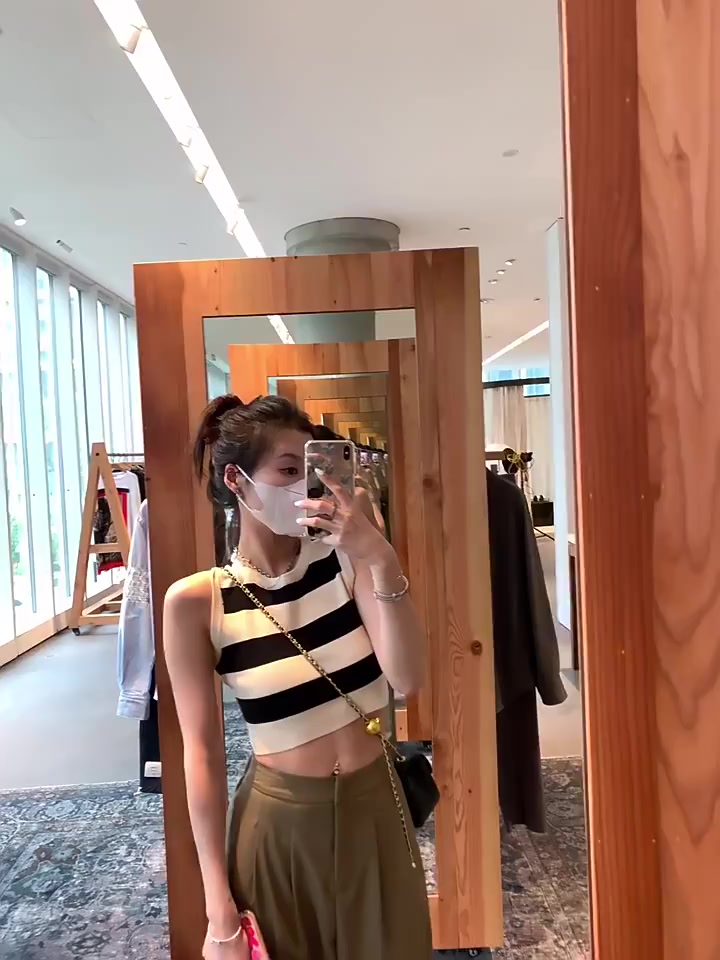 Áo XINLANYASHE không tay kẻ sọc thời trang phong cách Hàn Quốc cho nữ | BigBuy360 - bigbuy360.vn