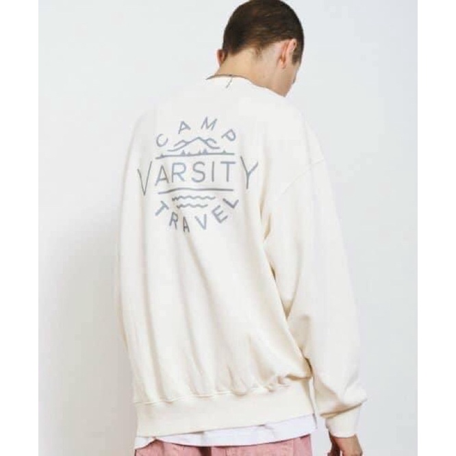 Áo nỉ Camp Varsity Travel