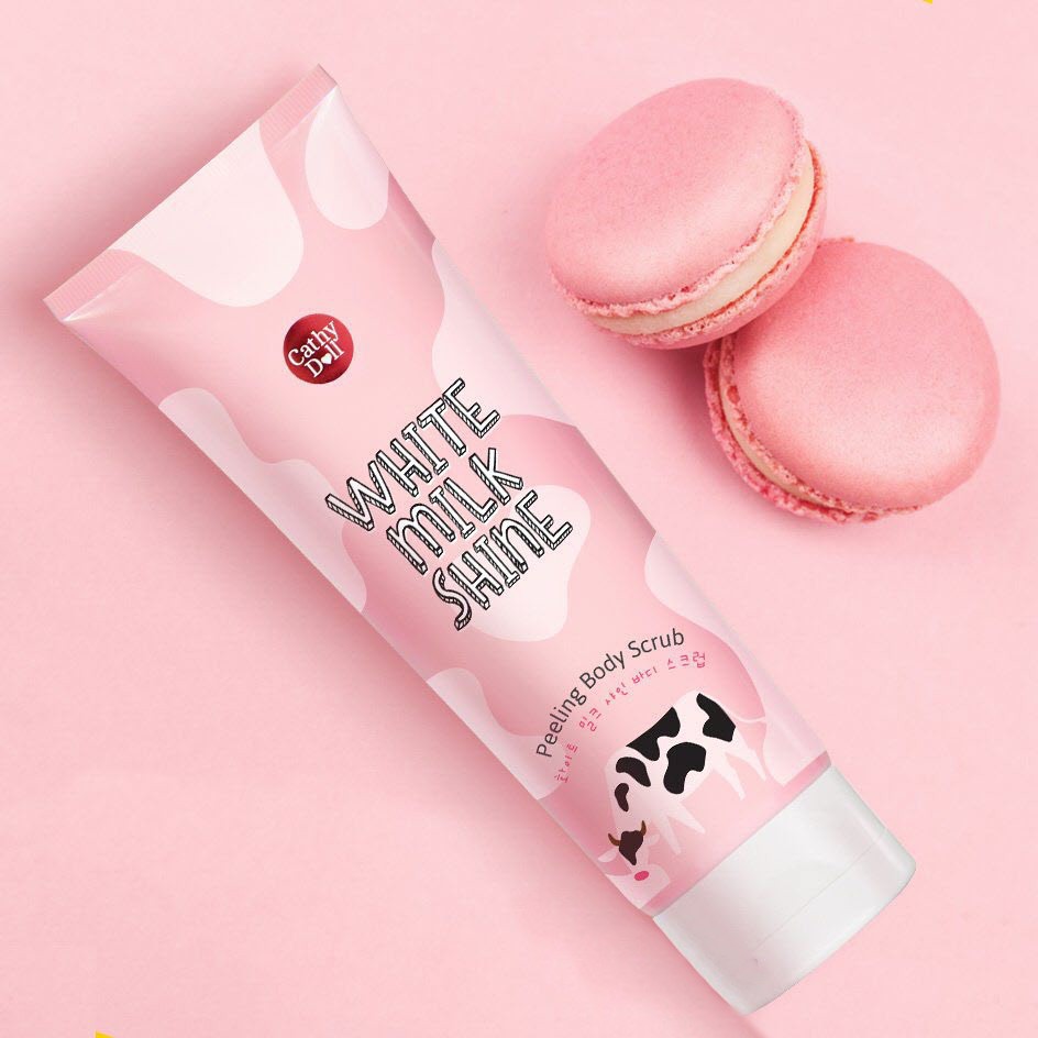 Tẩy da chết sữa bò Cathy Doll White Milk Shine Peeling Body Scrub 320ml cho da trắng, sạch mịn màng