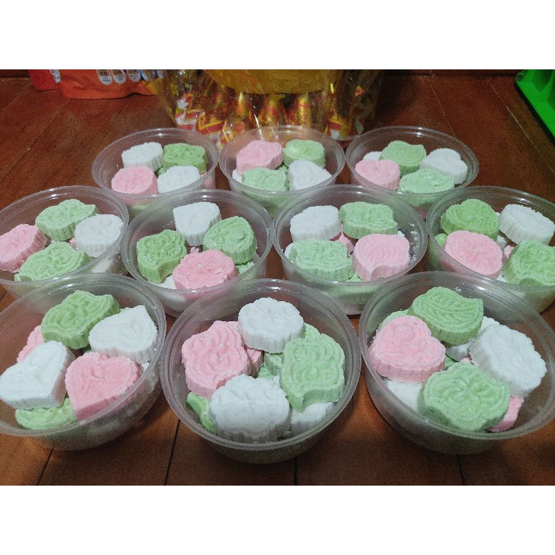 Hộp 12 bánh phục linh