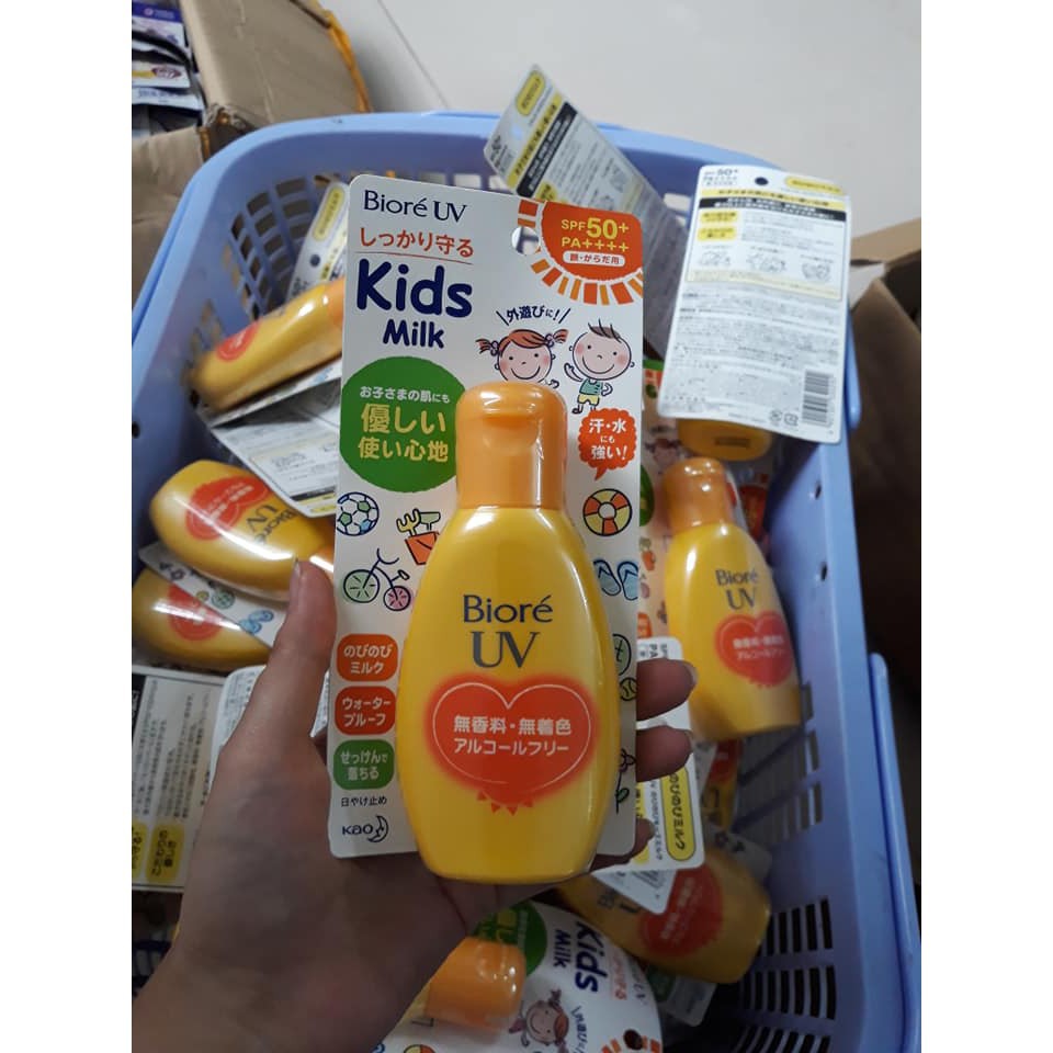 Kem chống nắng trẻ em Biore UV Kids Milk